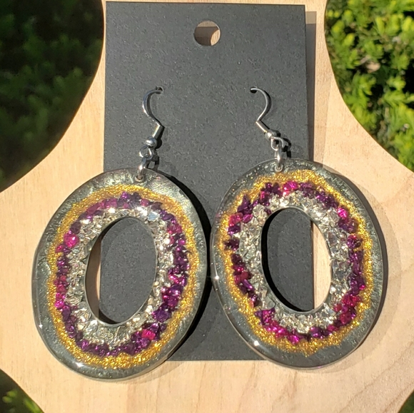 CUSTOM OFFERED/Geode Earrings/Resin/Stainless Steel Hook/Handmade/Geode Inspired - Picture 2 of 4
